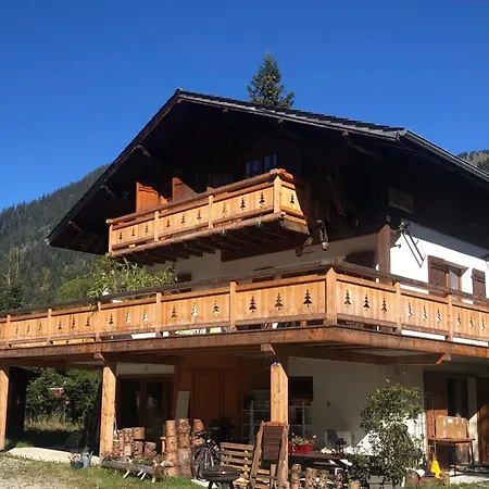 Ours Blanc Orb Nature & Quiet 4 Pers * Chatel